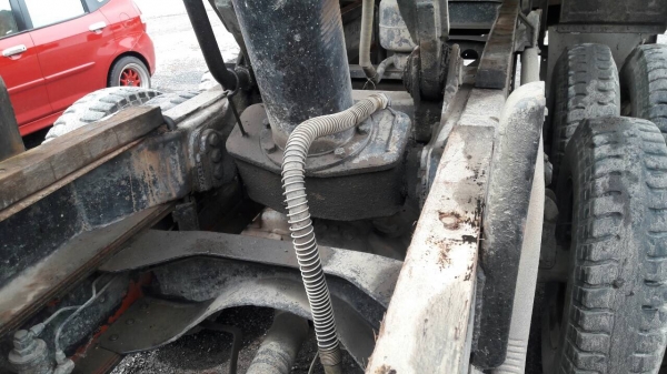 10ล้อดั้ม2เพลา175แรงISUZU..รถสวยจัง...ยางสวย เล่มพร้อม