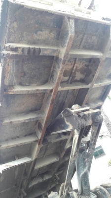 10ล้อดั้ม2เพลา175แรงISUZU..รถสวยจัง...ยางสวย เล่มพร้อม