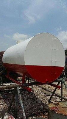 ถังน้ำมัน 5,000 ลิตร สภาพสวย สีแจ่ม เพิ่งเข้าใหม่ สอบถามก่อนได้ครับ/ ร้านวินิตรครับ