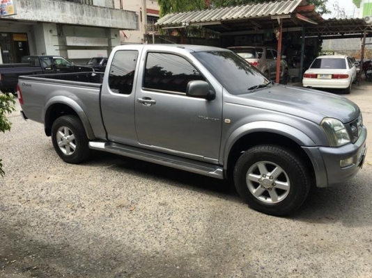 04 Isuzu hi-lander 3.0 เกียร์ธรรมดา รถสวย