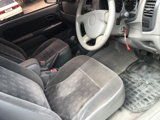 04 Isuzu hi-lander 3.0 เกียร์ธรรมดา รถสวย