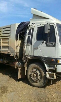 10ล้อดั้ม2เพลา240แรง FM3MNKD...รถห้างแท้ สภาพดี..