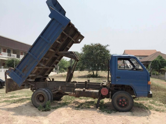 ขายด่วน หกล้อดั้ม ISUZU  ดั้ม เครื่อง4BE1-110แรง เฟืองท้ายF คัชชีสวย พร้อมใช้งาน  เอกสารม.79 พร้อมโอนครับ ราคาเบาๆ