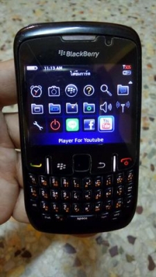 blackberry 8520