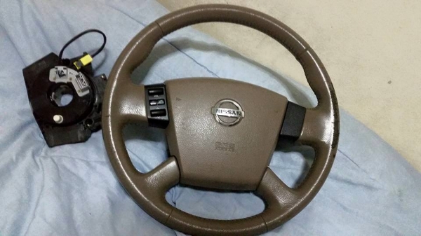 พวงมาลัย Nissan J31 A33 Sunny // Volvo โลโก้ใหม่ เก่าญี่ปุ่น พวงมาลัย Nissan J31 A33 Sunny // Volvo โลโก้ใหม่ เก่าญี่ปุ่น