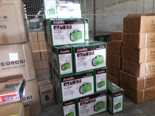 ขายตู้อินเวอเตอร์ ใหม่เเกะกล่องทุกตัว(ส่งเก็บเงินปลายทางได้วไทย)Austin รุ่นMM-300A รุ่นใช้งานต่อเนื่องได้ ไฟเต็ม ไฟแรง ไม่มีกั๊กเชื่อมนิ่ม  ราคาประหยัด2650- รวมส่งทั่วไทย เก็บเงินปลายทาง2750-รวมส่งด่วนทั่วไทยส่งสินค้าถึงหน้าบ้านเเล้วค่อยชำระเงิน แบบส