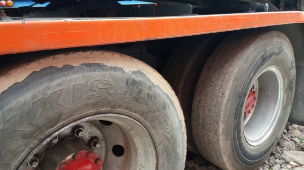 หัวลาก อีซูซุ  Dega 270ยูโร2ปี47 สภาพดีพร้อมใช้งาน ทะเบียนพร้อมโอน