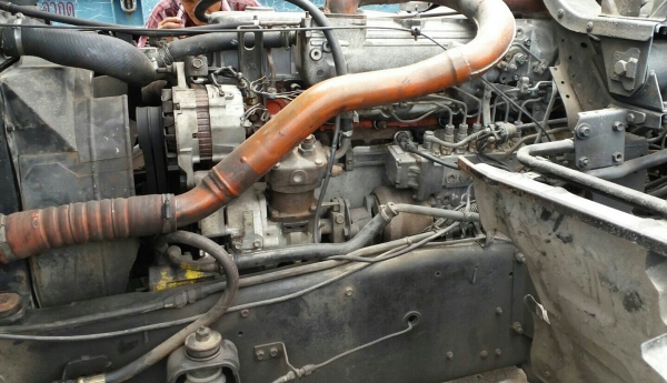 หัวลาก อีซูซุ  Dega 270ยูโร2ปี47 สภาพดีพร้อมใช้งาน ทะเบียนพร้อมโอน