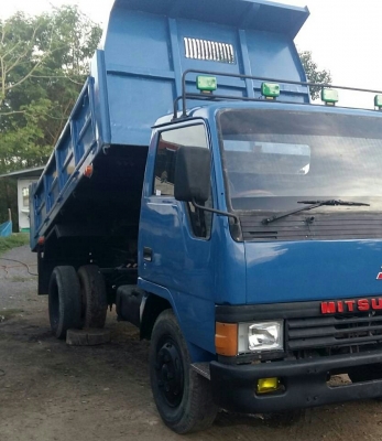 หกล้อ มิตซู แคนเตอร์115 ดั้มสามมิต5คิว สภาพดีสวยพายในครบ พ.เวอร์ แอร์เย็นๆพร้อมใช้งาน ทะเบียนพร้อมโอน ราคา 395,000บ รถสวยๆน่าใช้