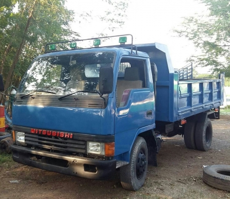 หกล้อ มิตซู แคนเตอร์115 ดั้มสามมิต5คิว สภาพดีสวยพายในครบ พ.เวอร์ แอร์เย็นๆพร้อมใช้งาน ทะเบียนพร้อมโอน ราคา 395,000บ รถสวยๆน่าใช้