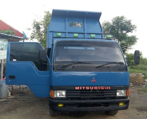 หกล้อ มิตซู แคนเตอร์115 ดั้มสามมิต5คิว สภาพดีสวยพายในครบ พ.เวอร์ แอร์เย็นๆพร้อมใช้งาน ทะเบียนพร้อมโอน ราคา 395,000บ รถสวยๆน่าใช้