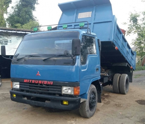 หกล้อ มิตซู แคนเตอร์115 ดั้มสามมิต5คิว สภาพดีสวยพายในครบ พ.เวอร์ แอร์เย็นๆพร้อมใช้งาน ทะเบียนพร้อมโอน ราคา 395,000บ รถสวยๆน่าใช้