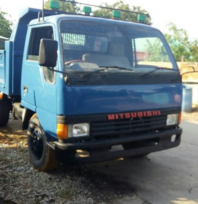 หกล้อ มิตซู แคนเตอร์115 ดั้มสามมิต5คิว สภาพดีสวยพายในครบ พ.เวอร์ แอร์เย็นๆพร้อมใช้งาน ทะเบียนพร้อมโอน ราคา 395,000บ รถสวยๆน่าใช้