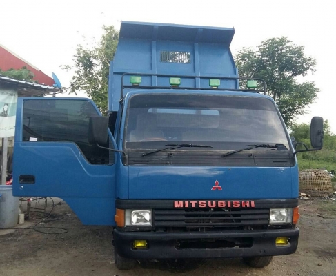 หกล้อ มิตซู แคนเตอร์115 ดั้มสามมิต5คิว สภาพดีสวยพายในครบ พ.เวอร์ แอร์เย็นๆพร้อมใช้งาน ทะเบียนพร้อมโอน ราคา 395,000บ รถสวยๆน่าใช้