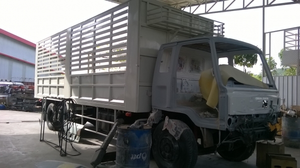 ขายรถบรรทุก 10 ล้อ อีซูซุ ROCKY ช่วงยาว สภาพเยี่ยม พร้อมใช้ 700,000 บ