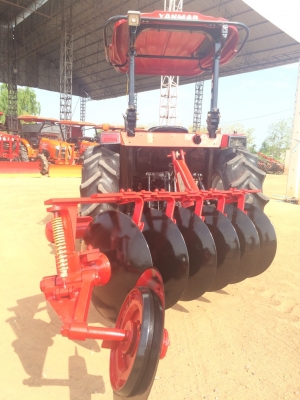 ขายรถไถยันม่าร์453T LXราคา330000บาท  มึไบมีดและโลตาลี้หนึ่งอัน พร้อมใช้งานสายๆครับสนใจ โทร0813655997 อำพร พาเจริญ ต วังบัว อ คลองขลุง จ กำแพงเพชร   ดูสินค้าเพิ่มเติมได้ที่  (http://buasorn.truck2hand.com)