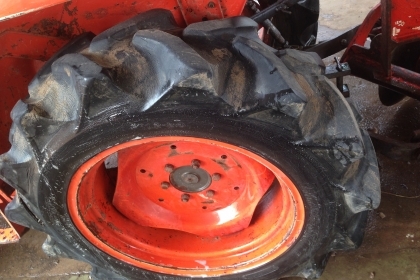 ขายรถไถคูโบต้า28แรงสวยๆรถห้างไทสวยเดิมๆ(ลดไปอีก138000)