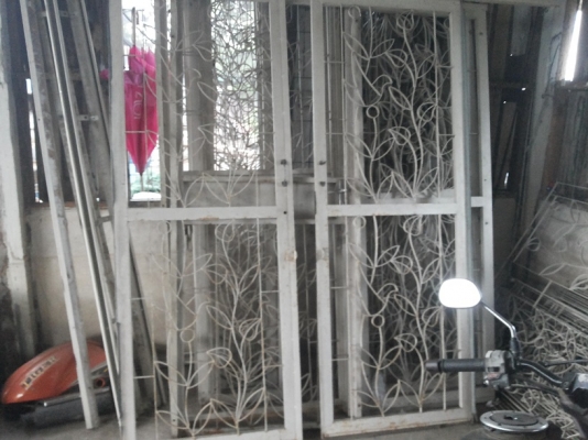 ขายเหล็กดัดประตูเลื่อน ลายสวยๆ มีหลายชุด