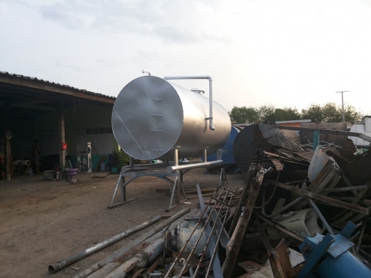 ถังน้ำมันขนาด 10000 ลิตรพร้อมใช้งาน ถังน้ำมันขนาด 10000 ลิตรพร้อมใช้งาน