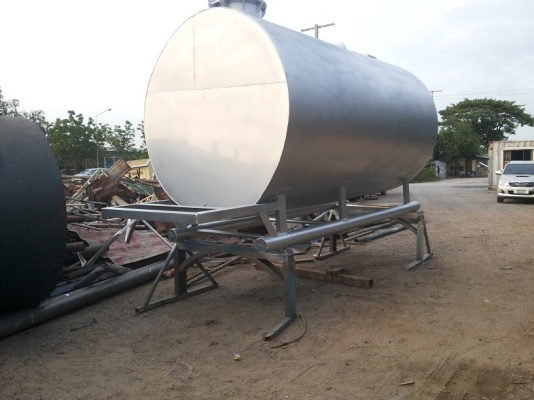 ถังน้ำมันขนาด 10000 ลิตรพร้อมใช้งาน ถังน้ำมันขนาด 10000 ลิตรพร้อมใช้งาน
