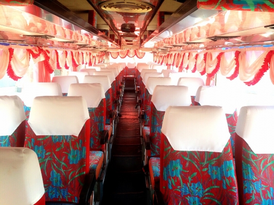 ขายรถทัวร์ปรับอากาสชั้นครึ่ง เจ้าของขับเอง