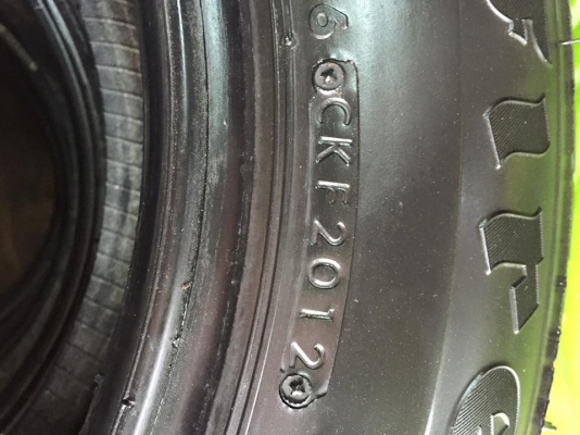 ขายยาง FIRESTONE TZ700 185-65-14 ปี12 สภาพเหมือนใหม่ ตุ่มหน้ายางยังอยู่ ชุดละ 2,900 บาท