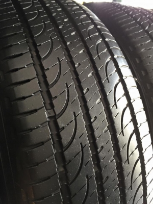 ขายยาง YOKOHAMA GEOLANDAR SUV 205-70-15 ปี14 ดอกหนา เนื้อนิ่ม สภาพสวยจัด ชุดละ 4,900 บาท