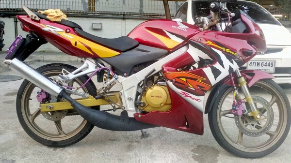 ขายหรือแลกคลิ๊ก/ฟีโน่ ราคาใกล้เคียง