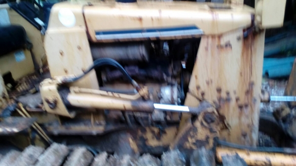 รถ แท็กเตอร์ KOMATSU / D20P.    สนใจติดต่อ  081 - 6079515