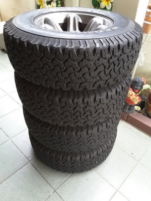 Max + BF All USA. 265/70/16 ปี08 สวยๆ 1ชุด Max + BF All USA. 265/70/16 ปี08 สวยๆ 1ชุด
