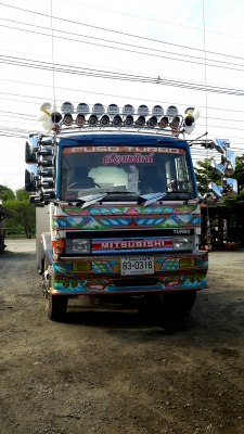 ขายเทเลอร์ขึ้นรถเกี่ยว ไอ้หลง FN527 M-TCXXXXเครื่อง6D16,190แรง,