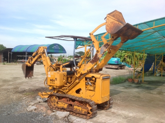 ขายรถหน้าตักหลังขุดKomatsuรุ่นD10S-1มือสองญี่ปุ่นไม่เคยใช้งานในไทย มีใบอินวอย เครื่องดีเซล2สูบ สภาพดีมากเหมาะใช้งานเล็กๆทั่วไป สภาพดีเก่าเก็บพร้อมใช้งาน