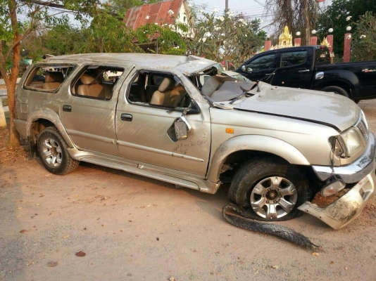 รับซื้อรถเก่า ซากรถทุกประเภทด้วยเงินสดถึงบ้าน