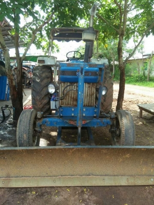 ขายรถไถ Ford 6600 พร้อมอุปกรณ์