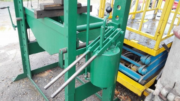 ** ลดแรงๆ!! **แท่นอัดไฮดรอลิคมือโยก 80 ตัน โครงหนาปึ้กอัดนุ่มพร้อมใช้งานมาเทสก่อนได้ครับ!!