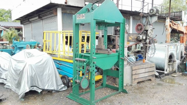 ** ลดแรงๆ!! **แท่นอัดไฮดรอลิคมือโยก 80 ตัน โครงหนาปึ้กอัดนุ่มพร้อมใช้งานมาเทสก่อนได้ครับ!!