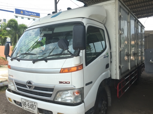 ขาย Hino XZU423R  ปี 51 โฉม Euro 3 พร้อมตู้ 10 บาน ยาว 5 เมตร