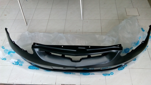 กันชนหน้าแจ๊ดโฉมแรก กันชนหน้าแจ๊ดโฉมแรก