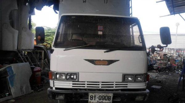 ขายรถ6ล้อ ดั้มเกษตร เครื่องEQ100 รถสวยสภาพดี เอกสารพร้อมโอน สนใจโทร 090-8588220คุณนะ 093-3258446คุณบิว หรือเข้าดูสินค้าอื่นๆได้ที่ www.narong2truck.com หรือ www.truck.in.th/498 หรือเพจFacebook ณรงค์ ซื้อขายรถมือสอง (เว็บไซต์ส่วนตัว) หรือFacebook คุณนะ รถบ