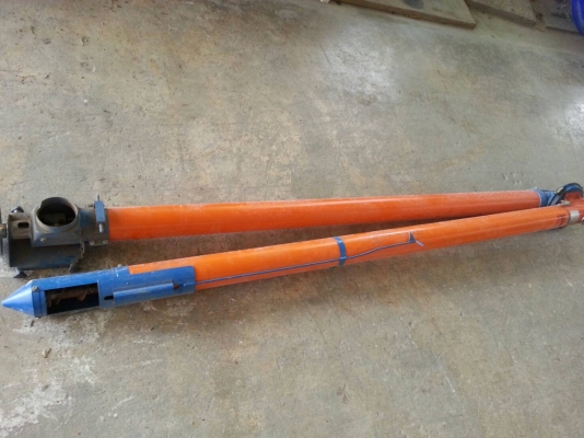 ท่อส่งข้าว ยาว 4 เมตร ข้อต่อพับได้ มีกระเดื่องลิ้นปิด-เปิดปากปล่อยข้าว เก่าญี่ปุ่น