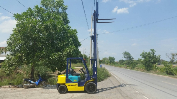 ขายด่วนรถยกKOMATSU FG20-14ยก2ตันเสาทูฟรียกสูง5เมตรยางตัน4เส้นรถนอกเพิ่งนำเข้ามายังไม่เคยใช้งานในเมืองไทยเลย ขายด่วนรถยกKOMATSU FG20-14ยก2ตันเสาทูฟรียกสูง5เมตรยางตัน4เส้นรถนอกเพิ่งนำเข้ามายังไม่เคยใช้งานในเมืองไทยเลย