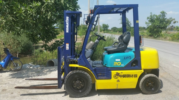 ขายด่วนรถยกKOMATSU FG20-14ยก2ตันเสาทูฟรียกสูง5เมตรยางตัน4เส้นรถนอกเพิ่งนำเข้ามายังไม่เคยใช้งานในเมืองไทยเลย