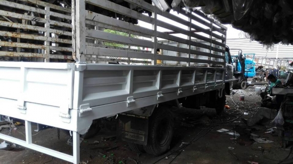 ขายรถ6ล้อ 115แรง เครื่องดีแคชซีสวย สภาพพร้อมใช้งาน เอกสารพร้อมโอน ราคา280,000 สนใจโทร 090-8588220คุณนะ 093-3258446คุณบิว หรือเข้าดูสินค้าอื่นๆได้ที่ www.narong2truck.com หรือ www.truck.in.th/498 หรือเพจFacebook ณรงค์ ซื้อขายรถมือสอง (เว็บไซต์ส่วนตัว) หรือ