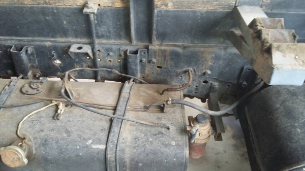 รถอีซูซู 6 ล้อดั้ม NKR 110 แรงม้า.    สนใจติดต่อ  081 - 6079515