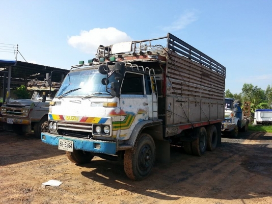 ขายรถ10ล้อ เครื่อง210แรง พาวเวอร์ เบรกจิ๊ฟฟี่ 6BG1เทอร์โบอินเตอร์ ช่วงล่างใหญ่ ยางดี เอกสารพร้อมโอน สนใจโทร 090-8588220คุณนะ 093-3258446คุณบิว หรือเข้าดูสินค้าอื่นๆได้ที่ www.narong2truck.com หรือ www.truck.in.th/498 หรือเพจFacebook ณรงค์ ซื้อขายรถมือสอง