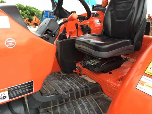 ** ราคา 590,000 ** KUBOTA M7040 สภาพ 95\%รถเดิมทั้งคัน เครื่อง เกียร์ รถใช้งานไม่กี่ร้อยชม. ยางใหม่ๆ ผานไม่เคยลงดิน .. โทร 062 387-4789 ** ราคา 590,000 ** KUBOTA M7040 สภาพ 95\%รถเดิมทั้งคัน เครื่อง เกียร์ รถใช้งานไม่กี่ร้อยชม. ยางใหม่ๆ ผานไม่เคยลงดิน .. โทร 062 387-4789
