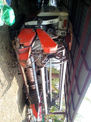 รถเกี่ยวคูโบต้า DC95