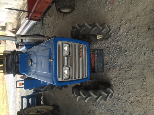 ขายรถไถนั่งขับ ขับเคลื่อน4ล้อ (4WD)เก่าญี่ปุ่นยี่ห้อISEKI รุ่น TU1600 ขนาด16.5แรงม้าใช้มาแค่175ชั่วโมงสภาพสวยมากๆ