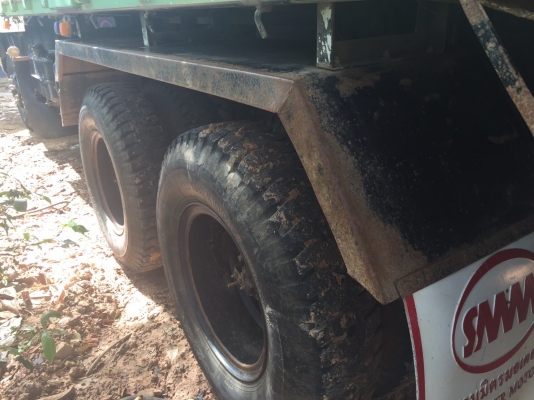 10 ล้อดั้ม  270 แรง ยูโร 3 ปี 2555 รถสวยมาก ไมล์ 9.4 หมื่นโล