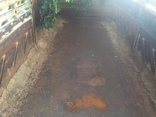 10 ล้อดั้ม  270 แรง ยูโร 3 ปี 2555 รถสวยมาก ไมล์ 9.4 หมื่นโล